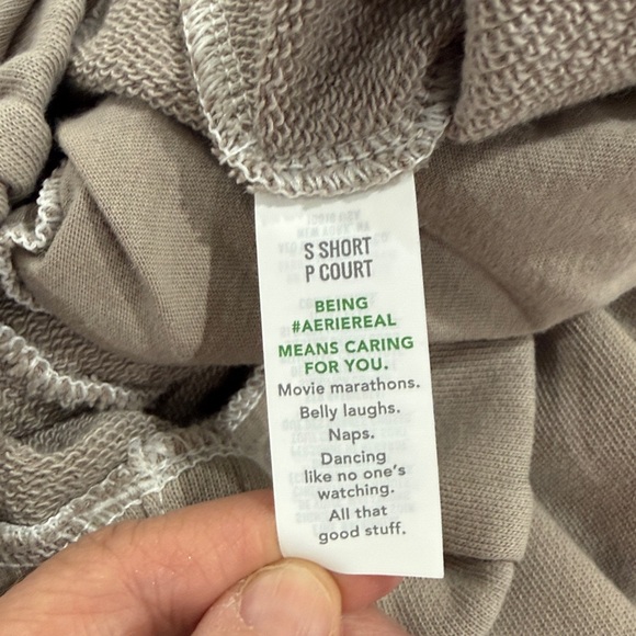 Aerie Street Trouser in Stone Harbor - Picture 13 of 14